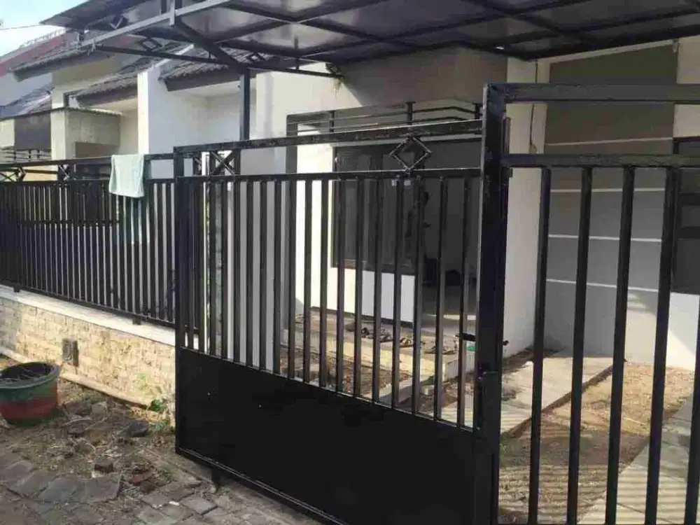 jual rumah mutiara gading benowo Surabaya barat