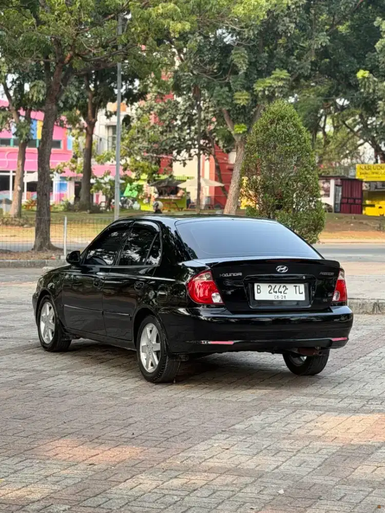 Hyundai Avega 2008 Orisinilan km 120 rb an Terawat