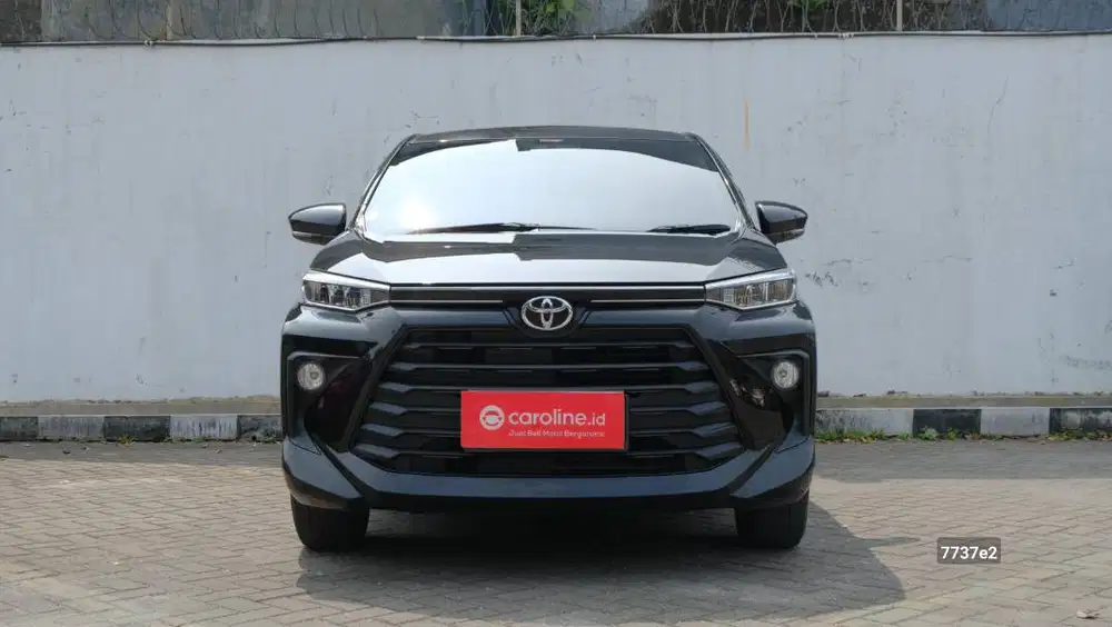 TOYOTA AVANZA G 1.5 AT 2023 Hitam