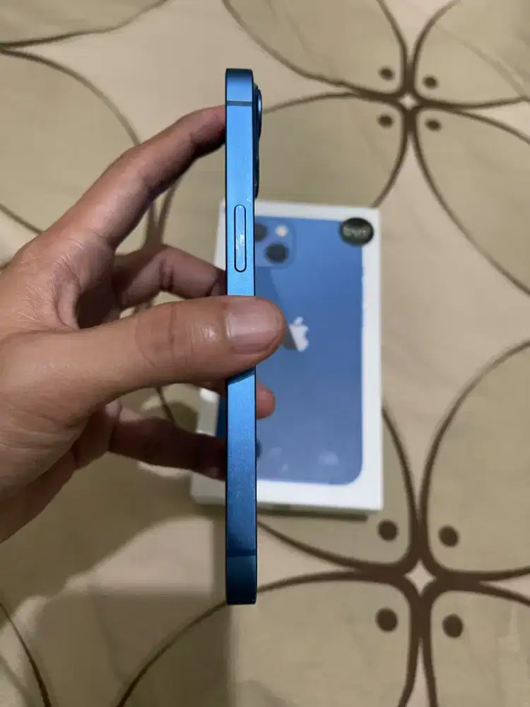 iPhone 13 128GB iBox Lengkap