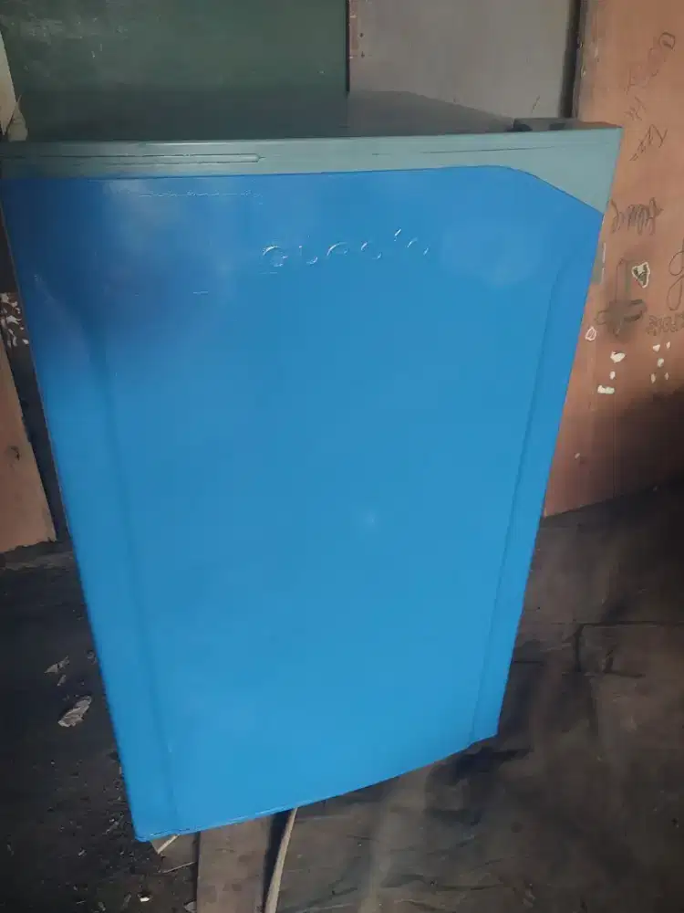 Di jual kulkas toshiba glacio 1 pintu,ori normal siap pakao