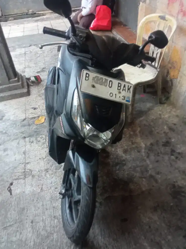 Di jual motor Honda beat karburator