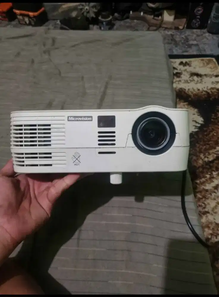 Proyektor microvision ms331