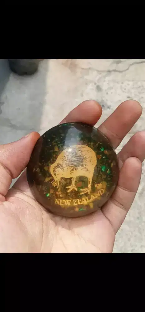 Souvenir Pemberat Kertas New Zealand