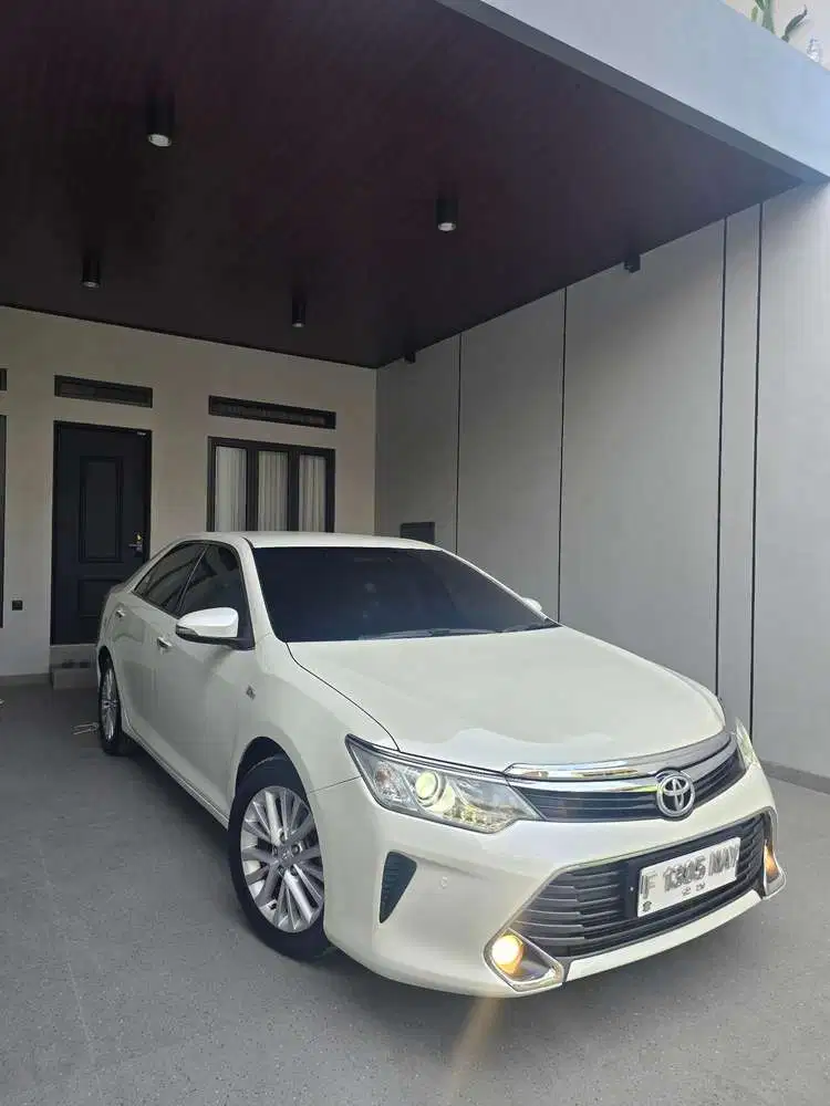 Toyota Camry 2015 Bensin