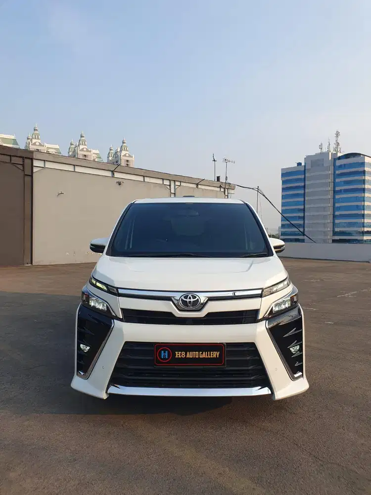 TOYOTA VOXY 2017 [ KM 49RB ]