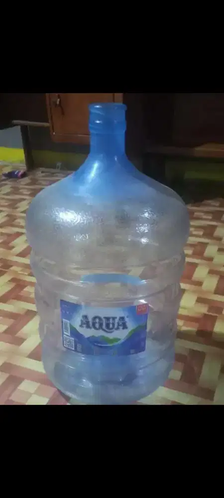 AQUA GALON KOSONGAN