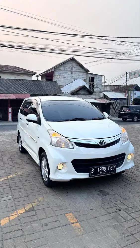 AVANZA VELOZ 2012 MATIC