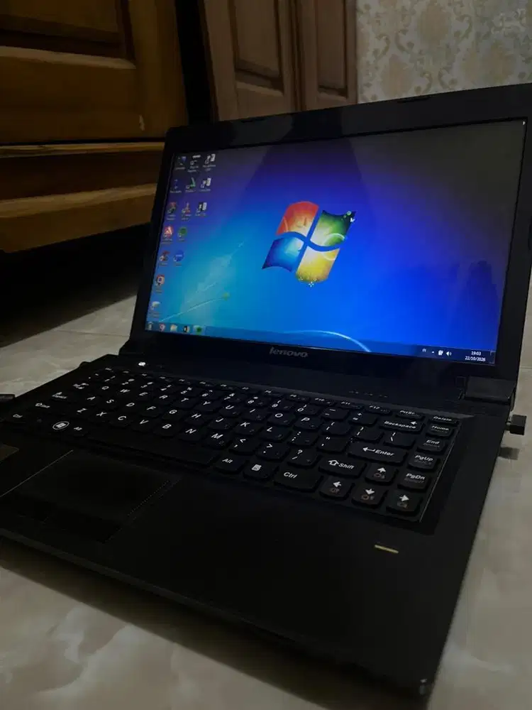 Laptop lenovo B475