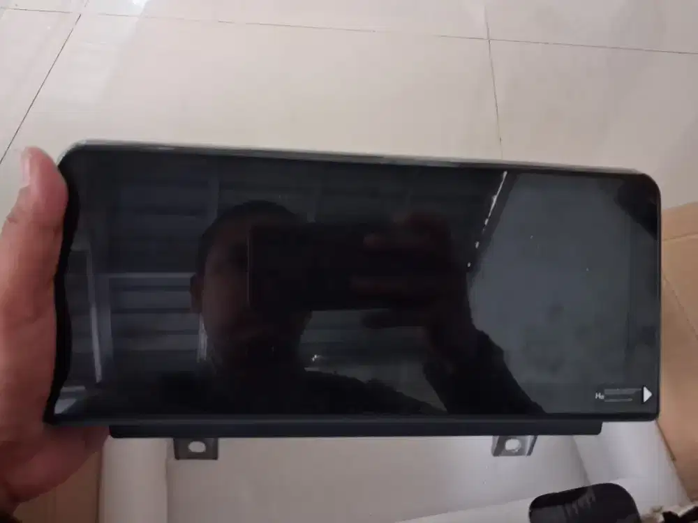 Head unit mobil bmw