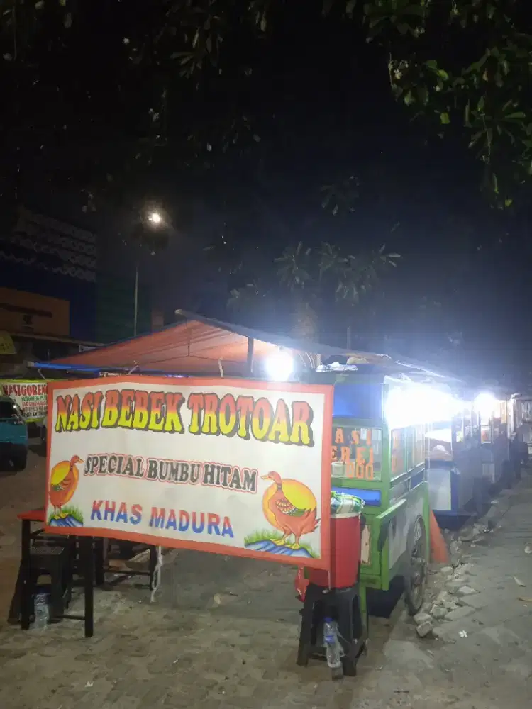 Nasi Bebek Trotoar
