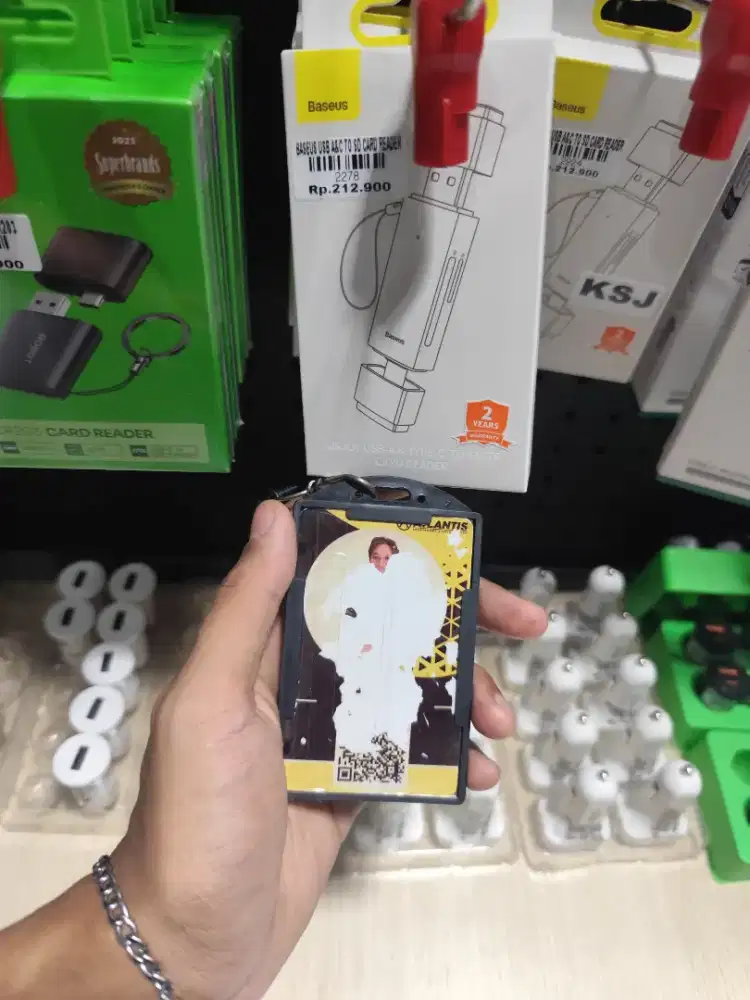 NEW CARD READER BASEUS