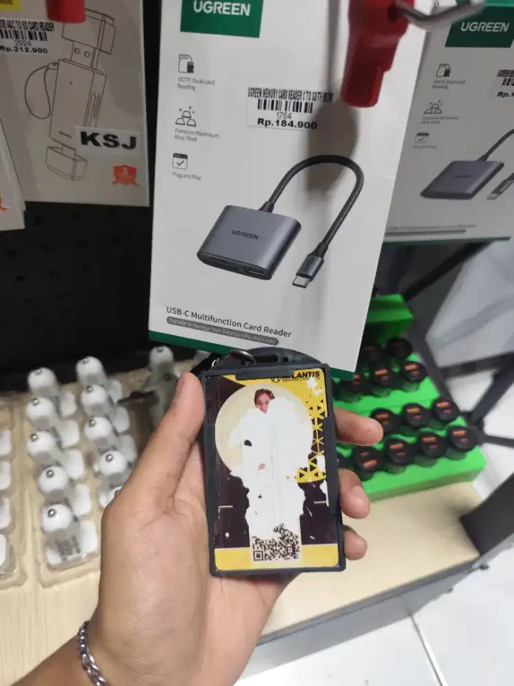 NEW CARD READER UGREEN