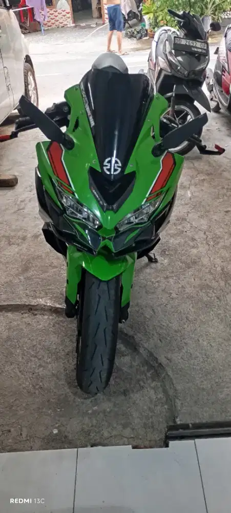 Kawasaki ninja ZX25R