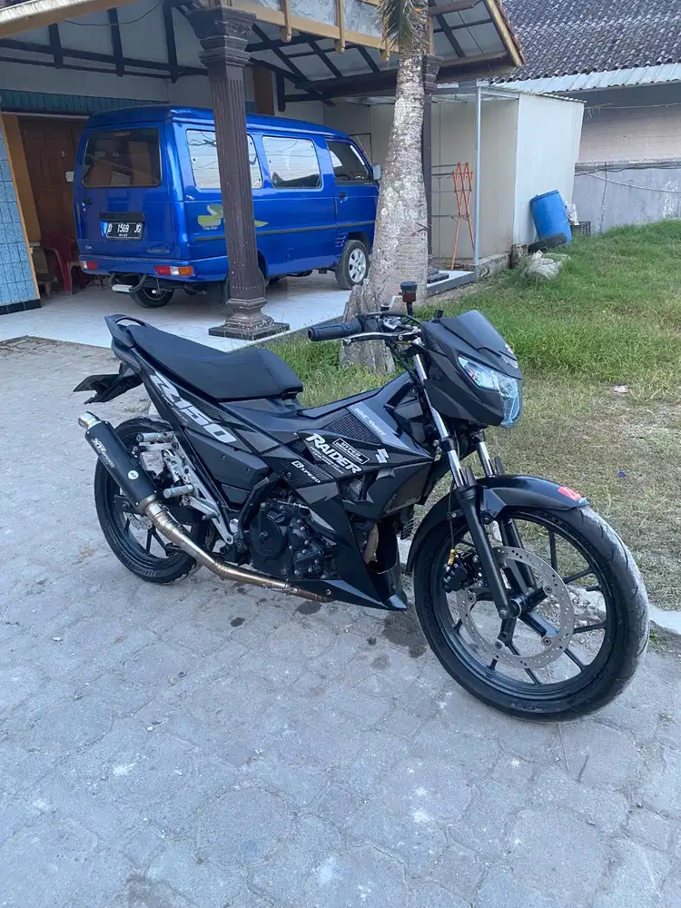 Satria fu injeksi 2016