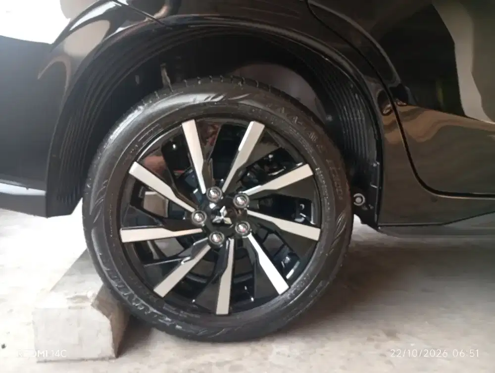 Semir ban motor dan mobil