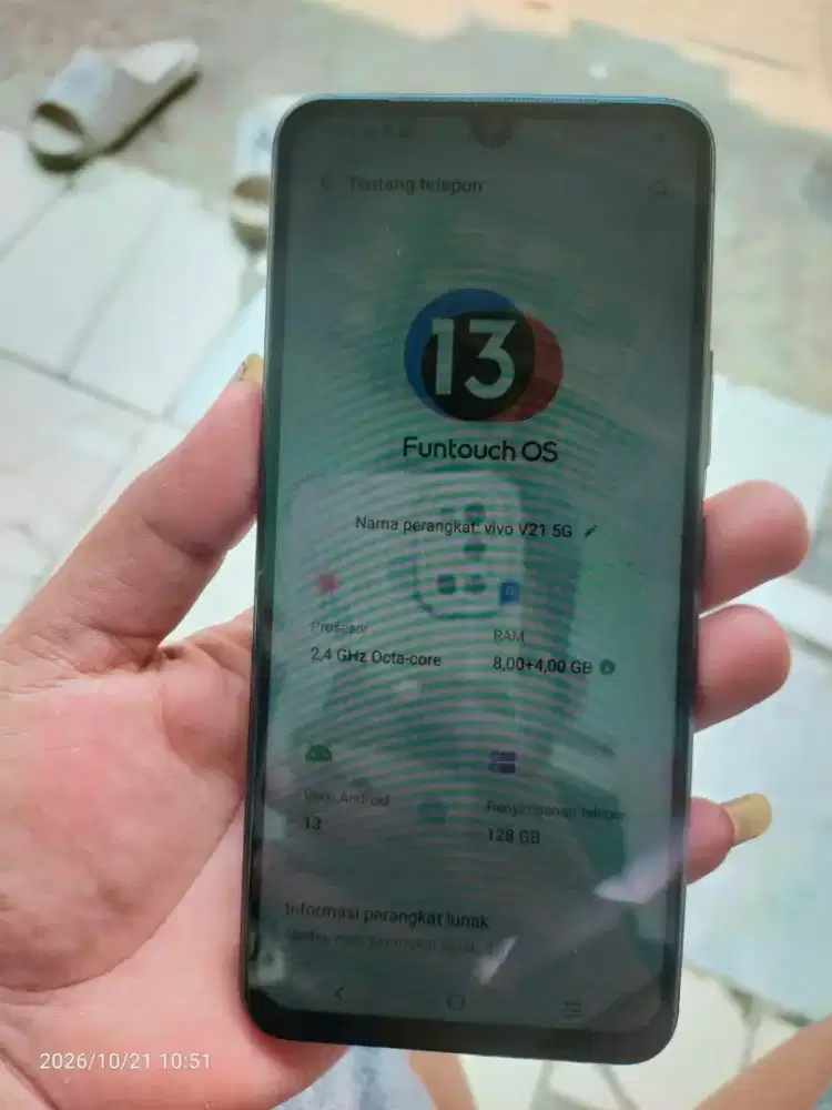 Vivo v21 5g ram 8/128 gantian lcd hape only