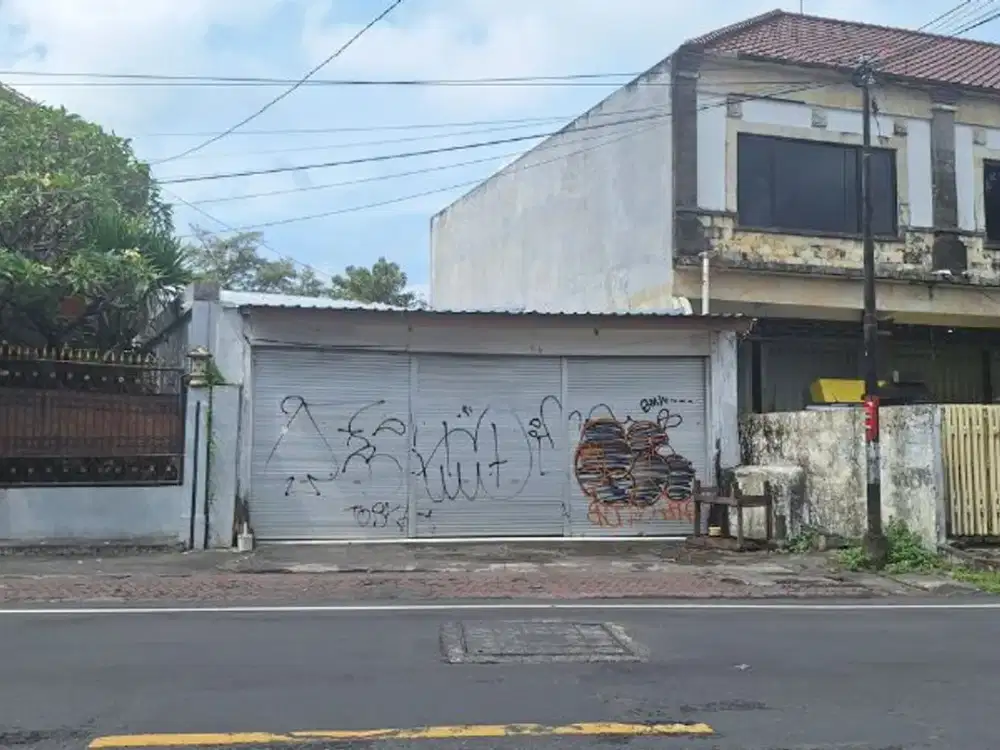 TANAH KOMERSIL DI IMAM BONJOL PEMECUTAN KLOD DENPASAR, BALI