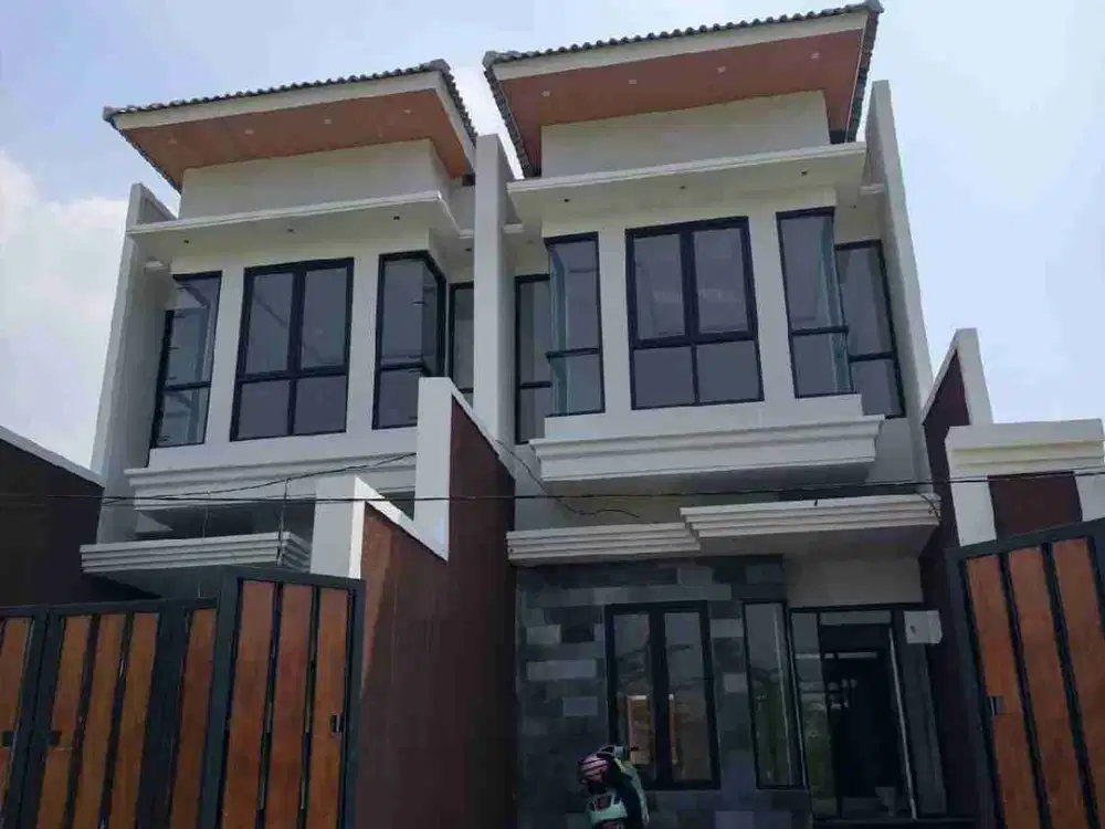 Medayu Utara Baru Gress ‼ Rumah 2 Lantai dekat UPN Rungkut
