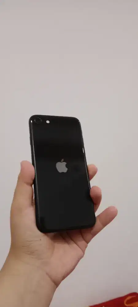 Iphone SE 2020 Gen 2 --64GB