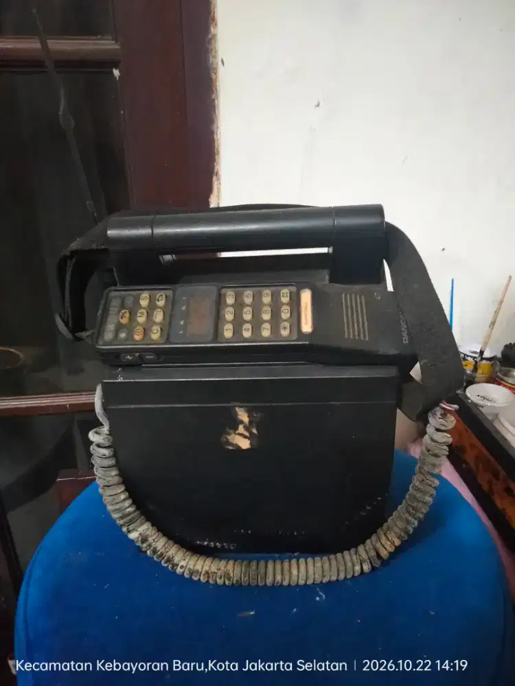 Dijual telepon mobil bekas