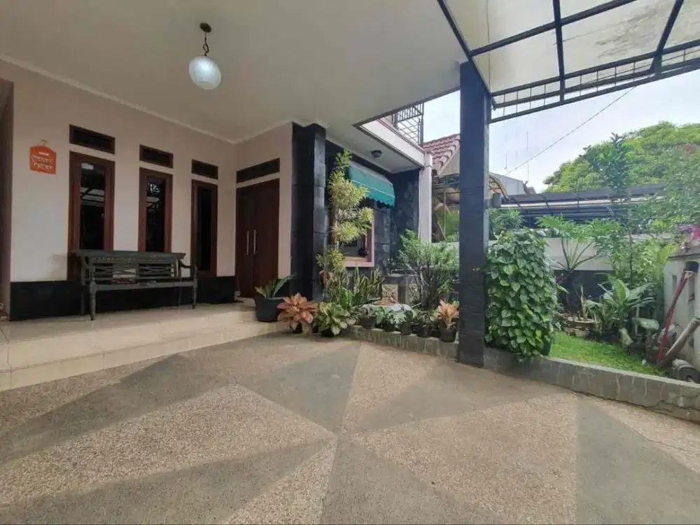 dijual rumah siap huni di Komplek Tanjungsari asri antapani Bandung