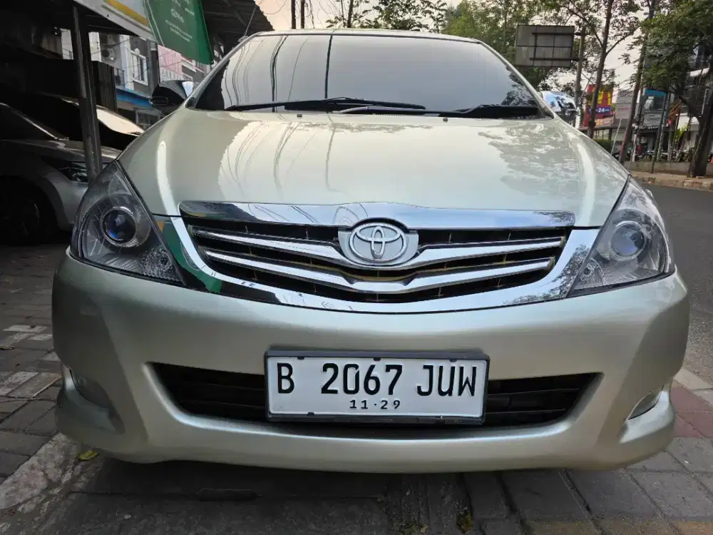 INNOVA G AT MATIC 2006
