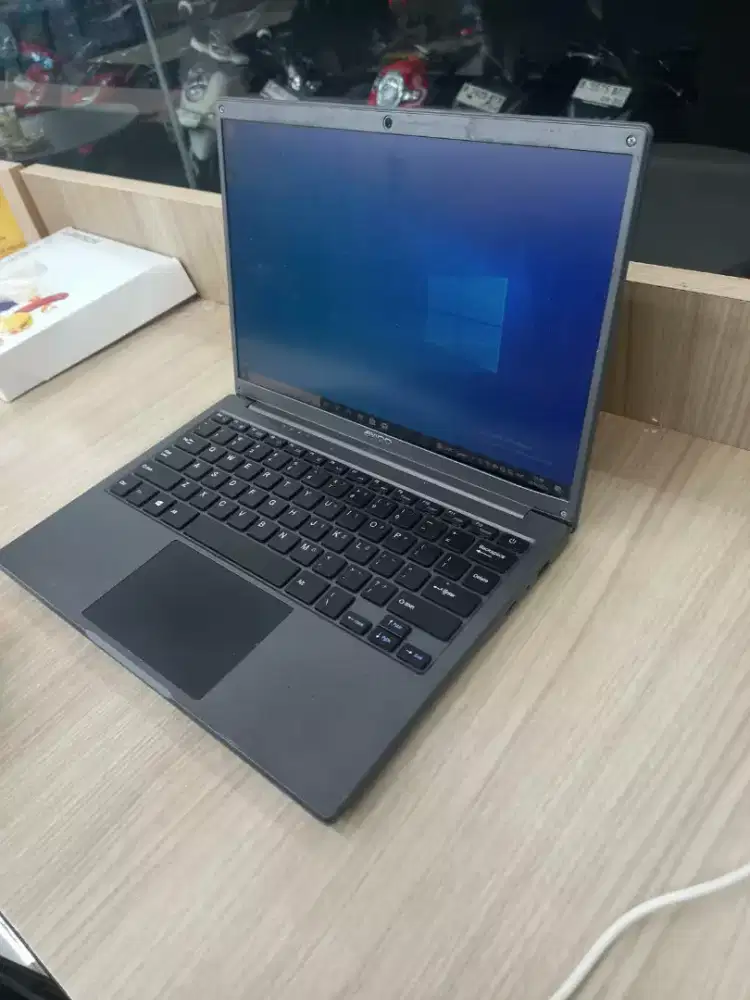 Laptop Axioo 14f Celeron 4000 ram 4gb 120gb