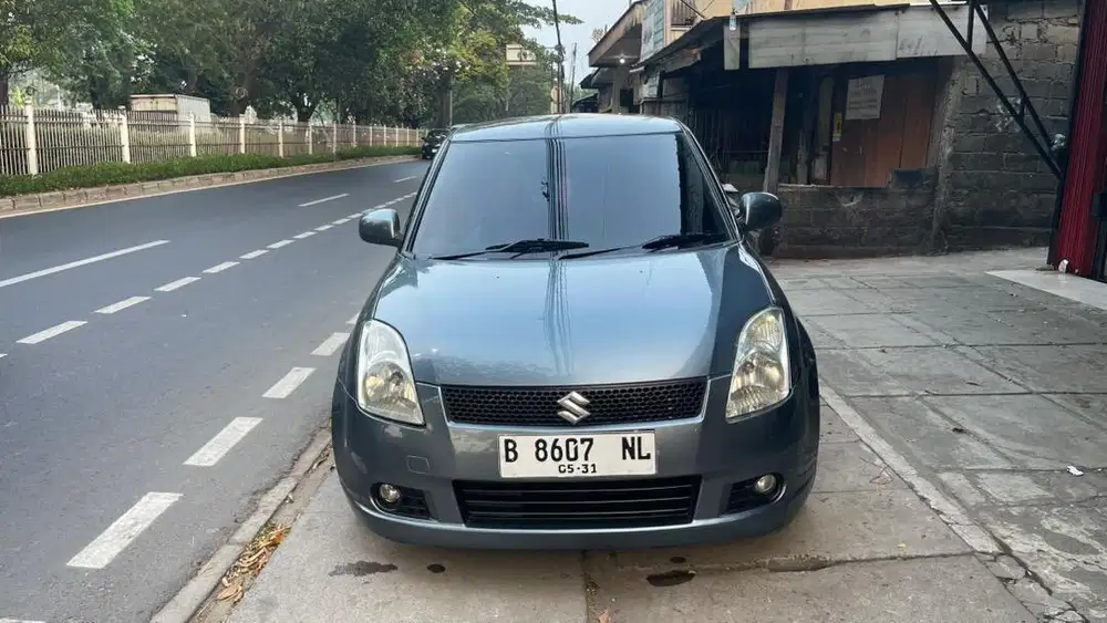 SWIFT ST METIC 2006