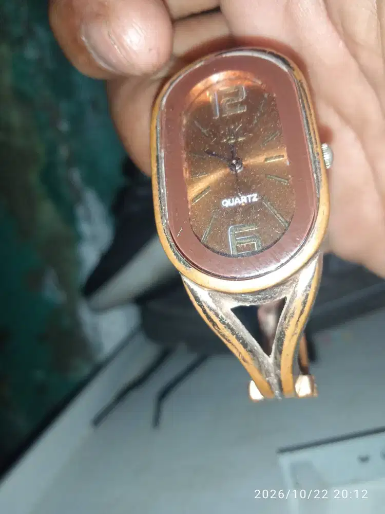 Jual jam tangan merk calvi klien, model gelang berbahan tembaga