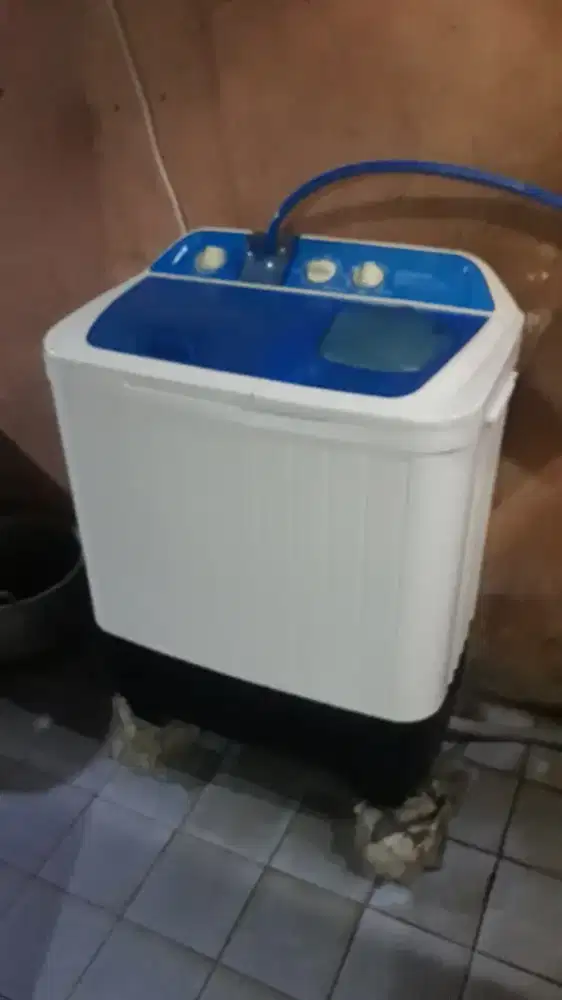 Dijual denpoo mesin cuci 2 tabung 8kg