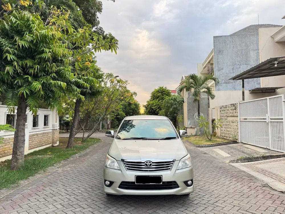 Grand New Innova 2.5 G Diesel Matic 2012 Silver Plat L