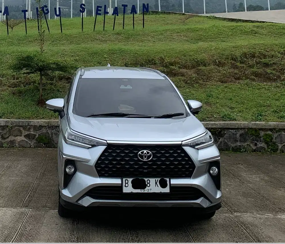 DIJUAL Veloz Q TSS Silver, Thn 2022. Full service resmi bengkel Toyota