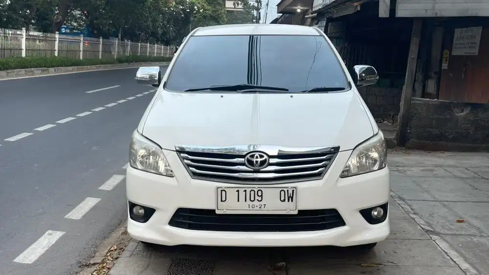 INNOVA G AT BENSIN 2012 Dp 10 Jt