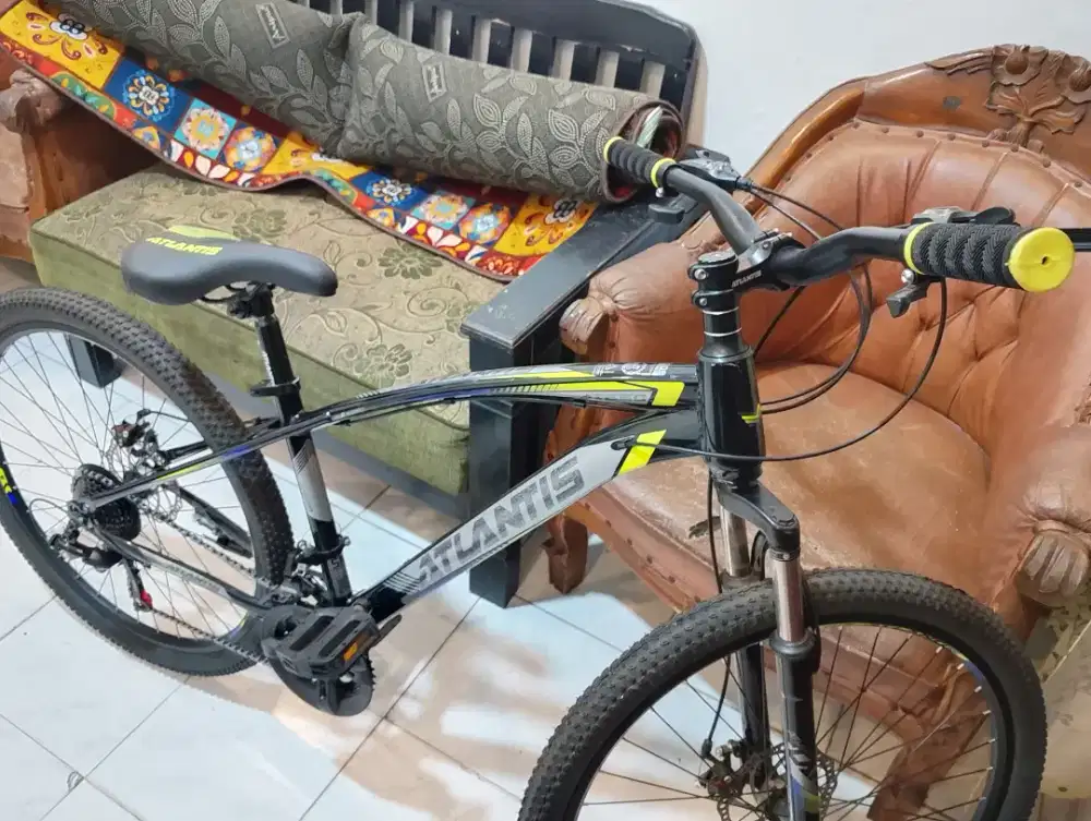 Sepeda Atlantis like new!! 900k (nego)