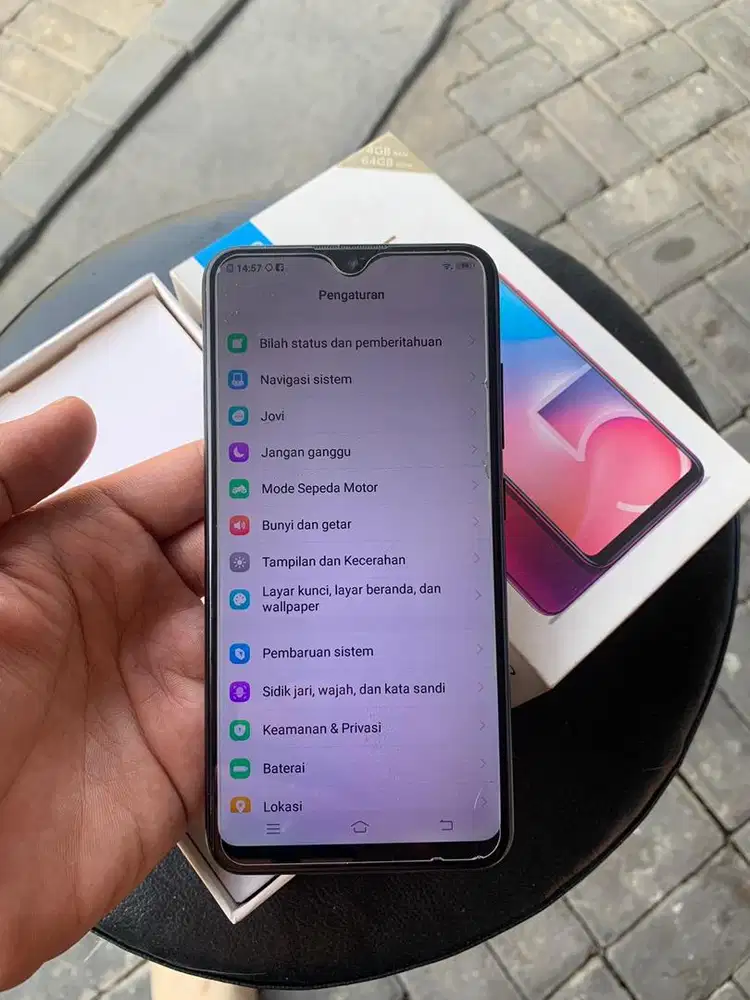 Vivo Y95 4/64 hp dos segel minus pemakaian saja