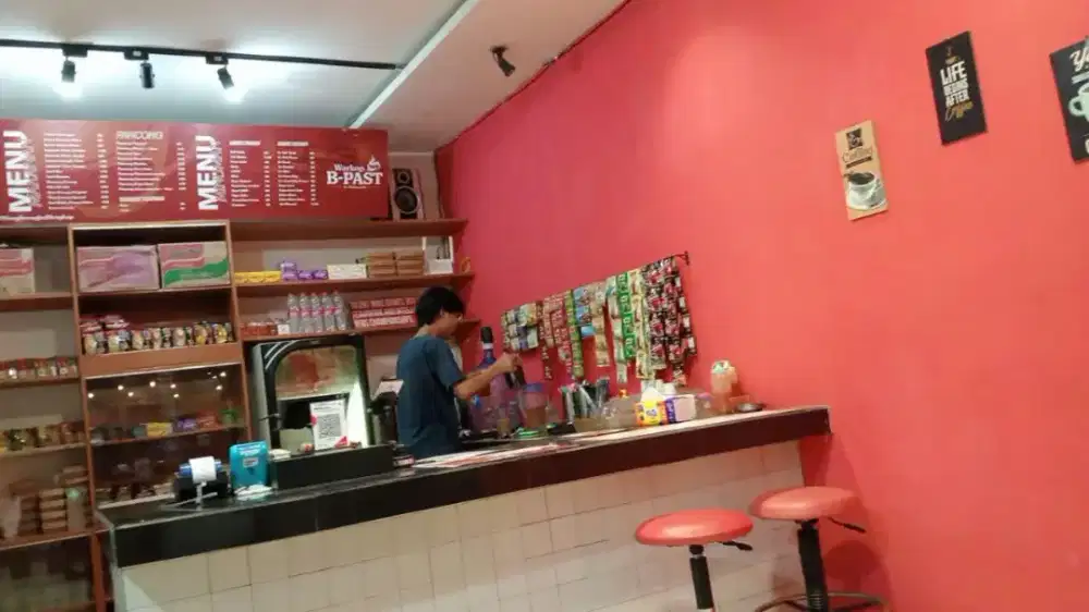 Di Butuhkan Crew Cafe & Resto