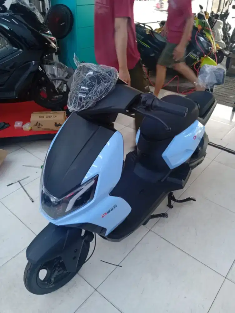 SEPEDA LISTRIK UWINFLY D66A