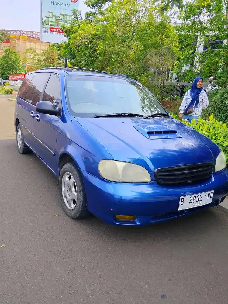 Kia Carnival 2002 Bensin
