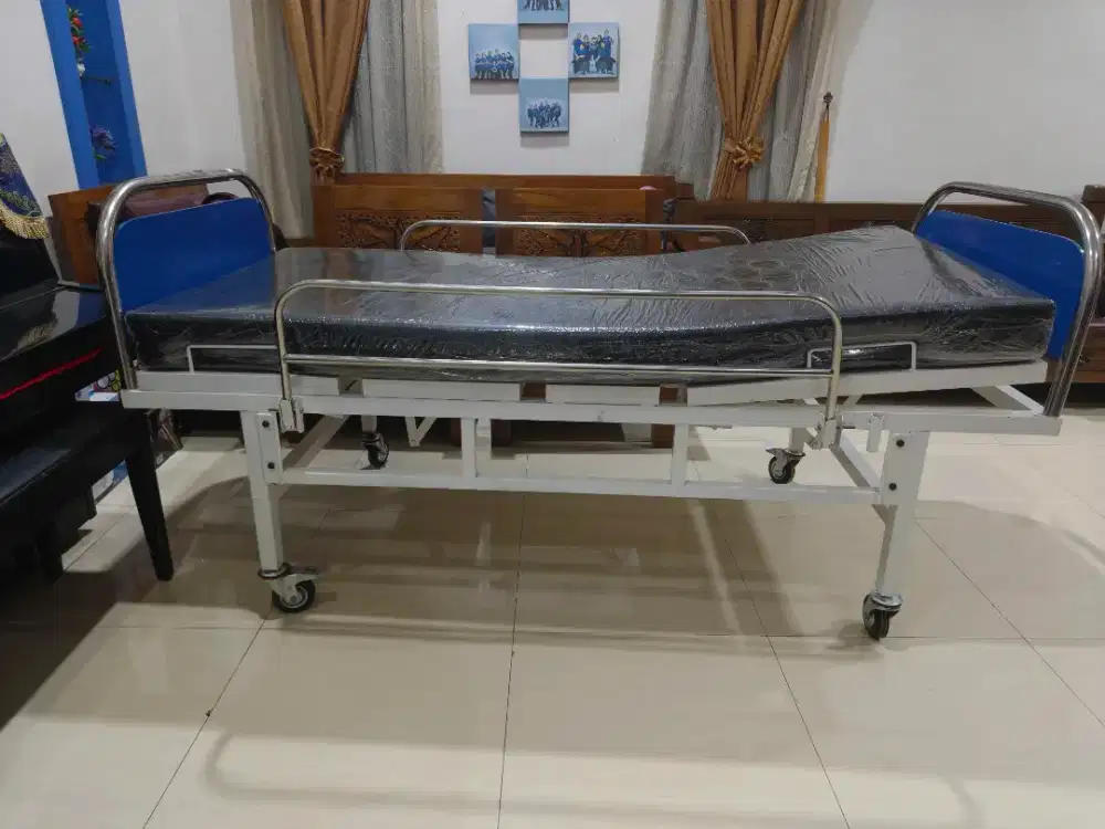 Bed Pasien like new lokal NEGO