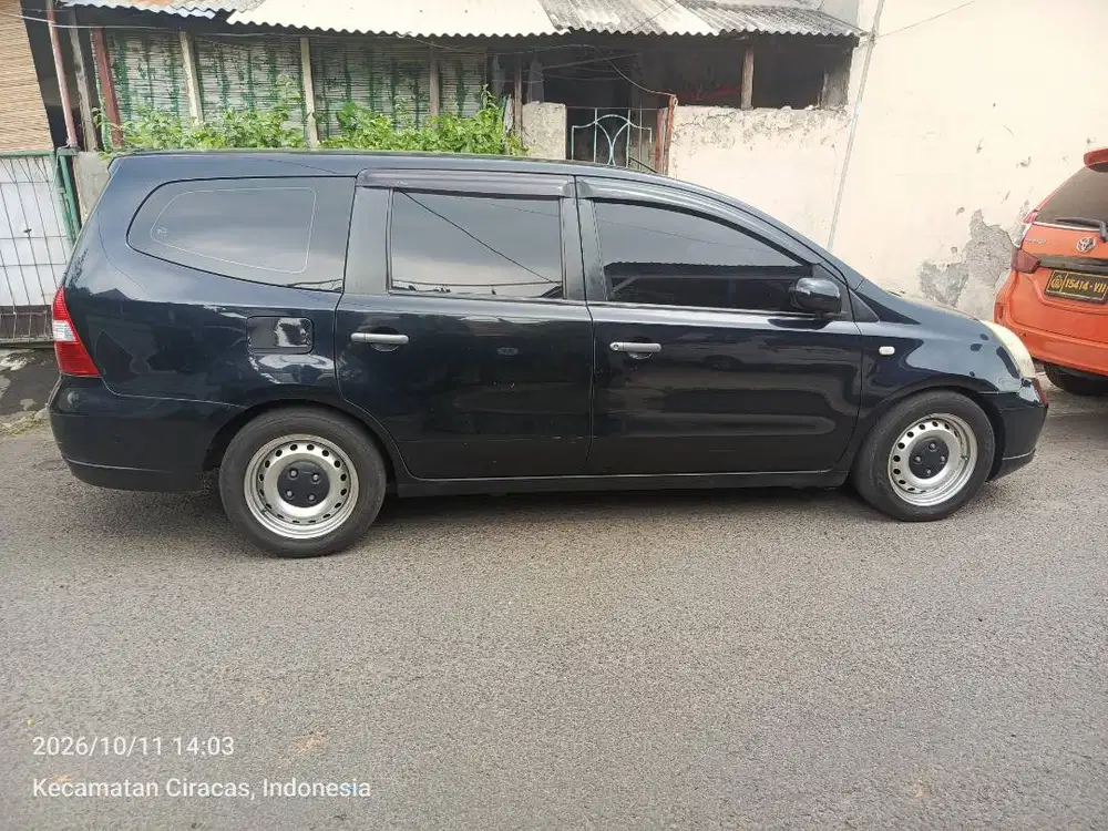 Grand Livina 2007- Manual !!