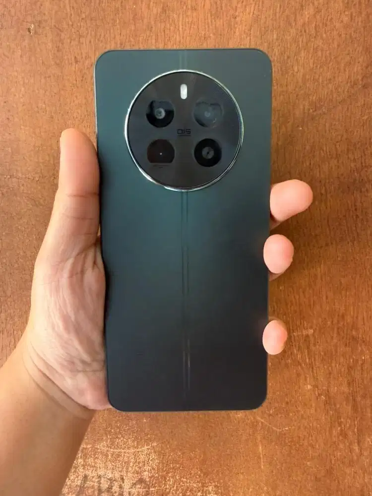 REALME 13 4G 8/256GB FULLSET MULUS ORIGINAL