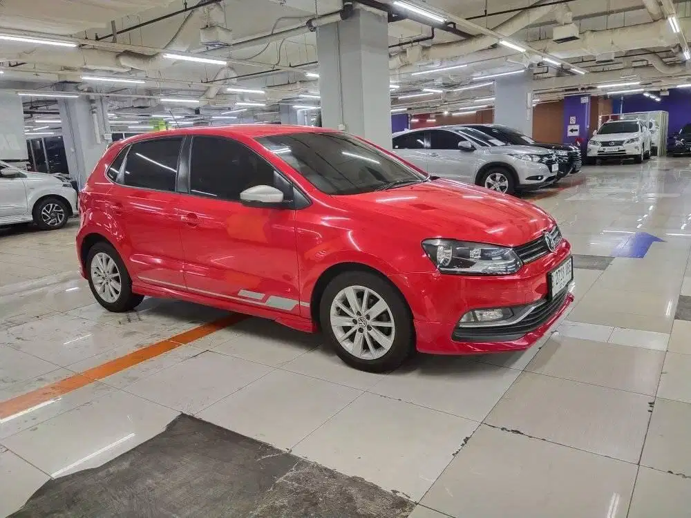 VW polo 1.2 TSI 2017 AT km 70rb record