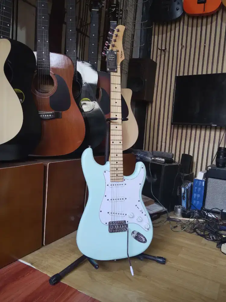 Gitar listrik seken original like new