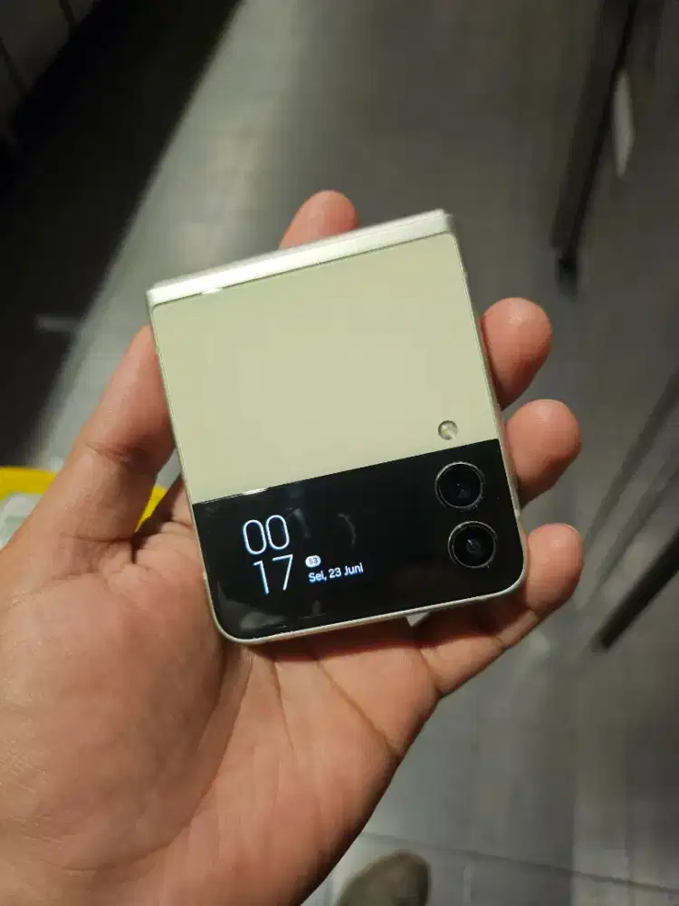 Samsung Z flip 3 5G 8/128