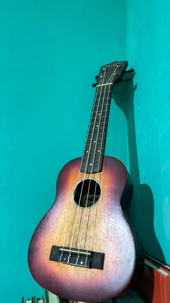 Ukulele Preloved Colour Sunburst
