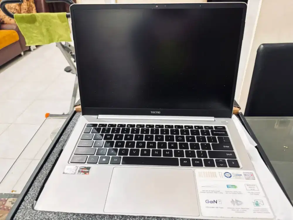 TECNO MEGABOOK T1 Ryzen 5 7430U RAM 16GB SSD 512GB
