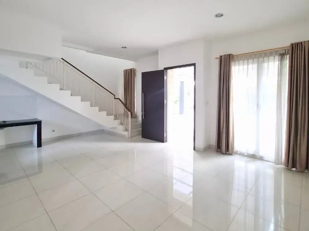 MURAH Disewakan Rumah Cluster Depan Palm Spring, Jakarta Garden City, Jakarta Timur