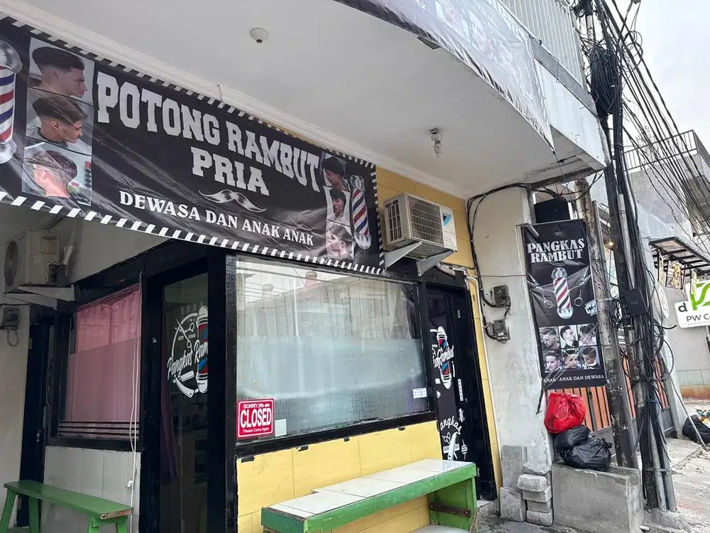 Disewakan Toko/Kedai/warung lengkap Pinggir Jalan