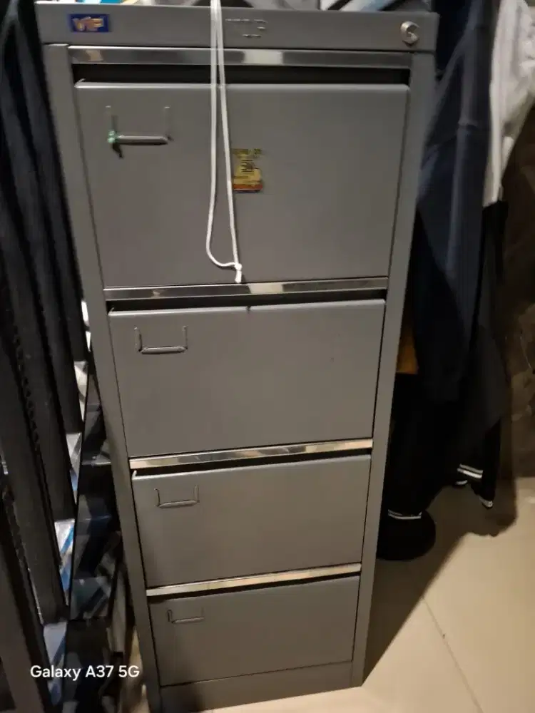 Filling cabinet vip
